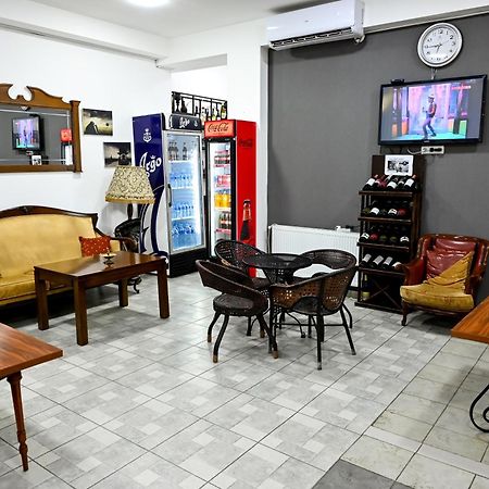 Starhostel Кутаїсі Екстер'єр фото