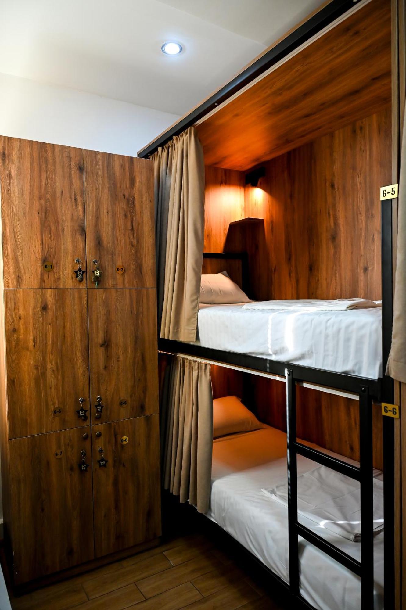 Starhostel Кутаїсі Екстер'єр фото