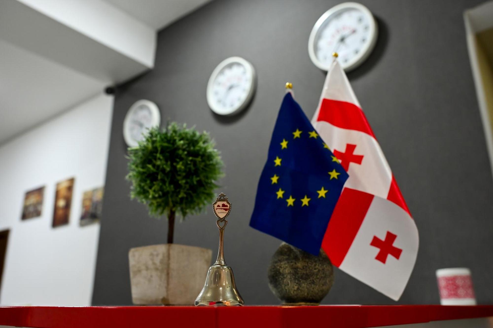 Starhostel Кутаїсі Екстер'єр фото
